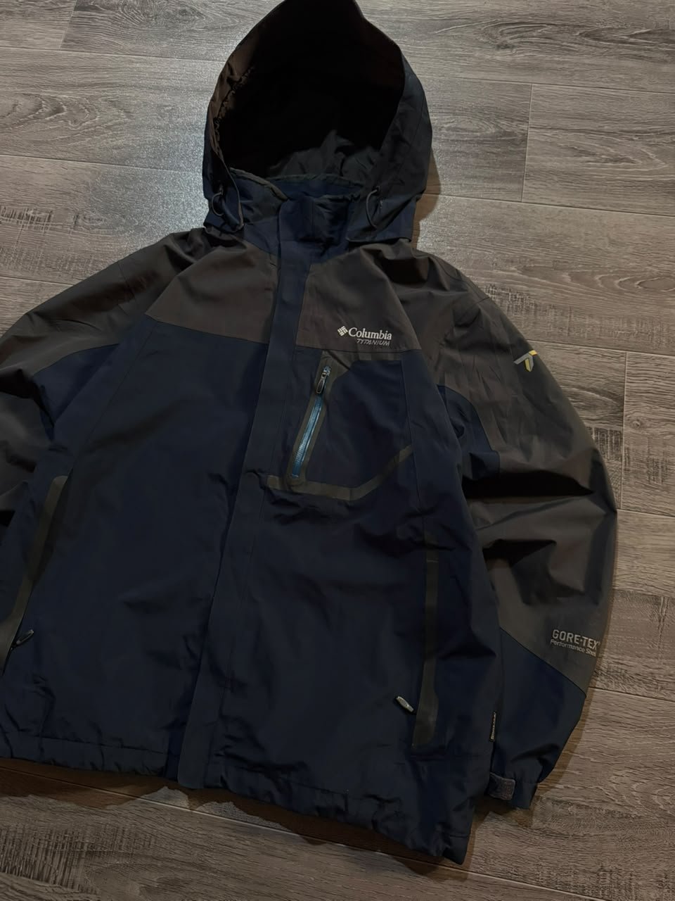 JACKET COLUMBIA TITANIUM/ GORETEX