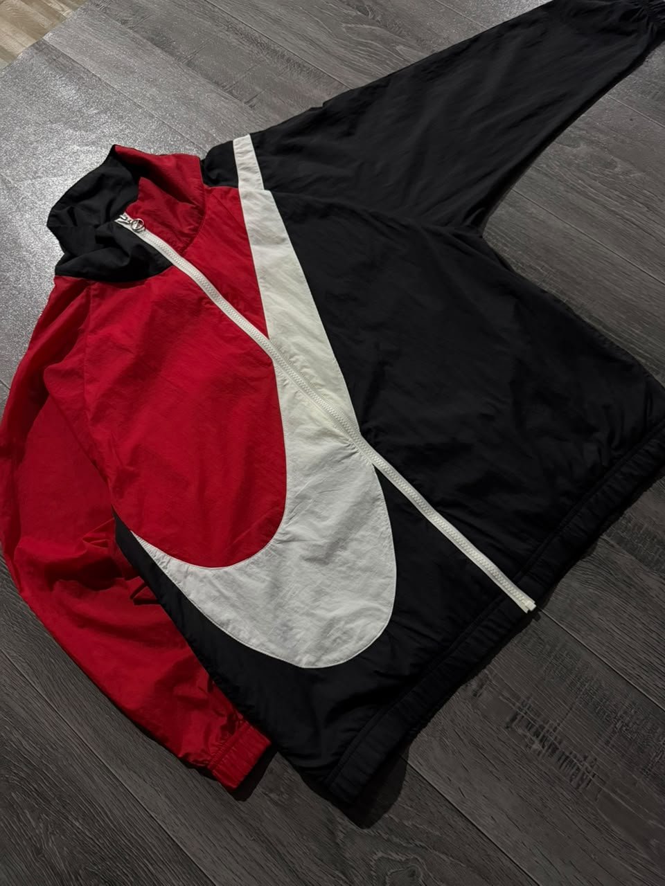 JACKET NIKE / BIG LOGO