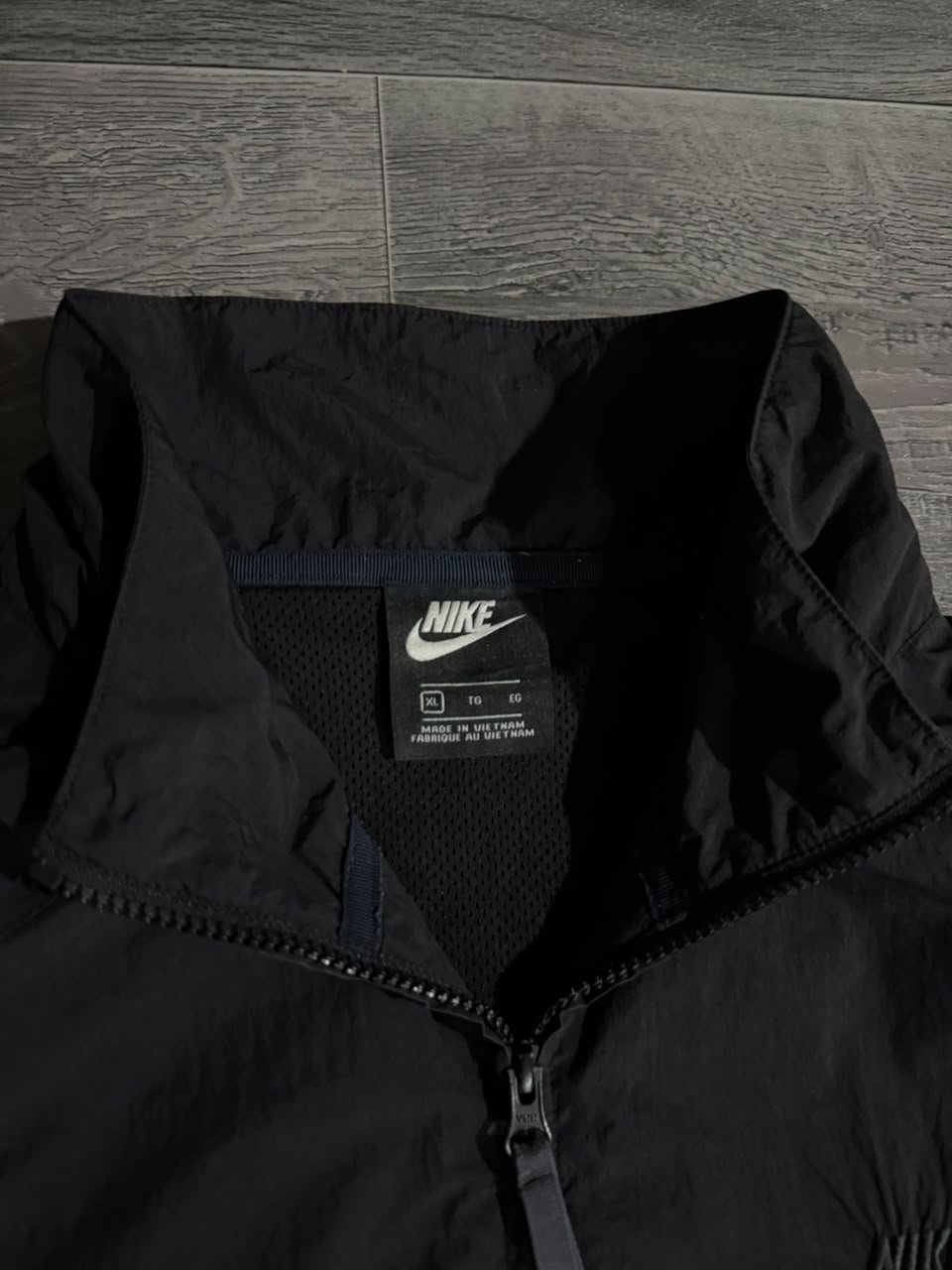 JACKET NIKE BIG LOGO