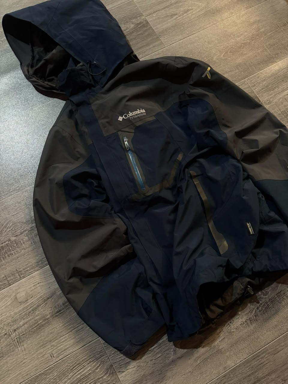 JACKET COLUMBIA TITANIUM/ GORETEX